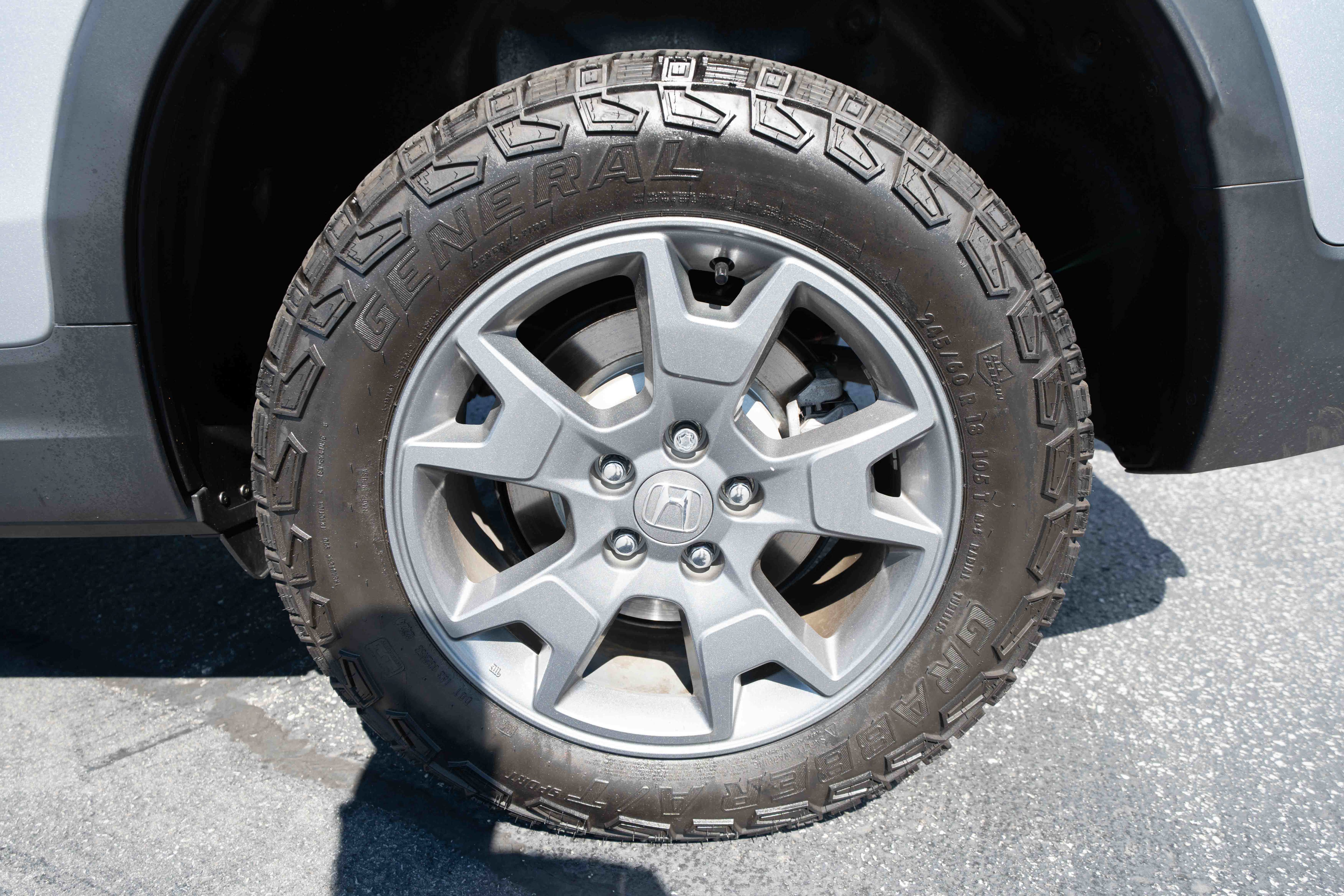 Certified 2025 Honda Passport TrailSport image 30
