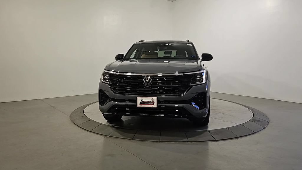 New 2026 Volkswagen Atlas Cross Sport SEL R-Line AWD/4WD image 8