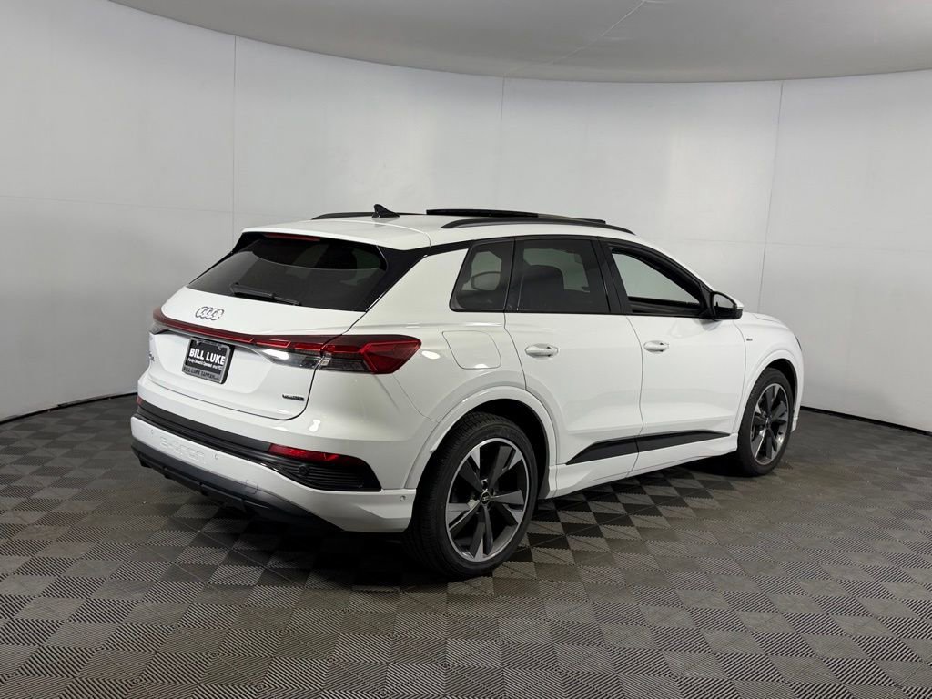Used 2024 Audi Q4 e-tron Premium Plus w/ Premium Plus AWD/4WD image 5