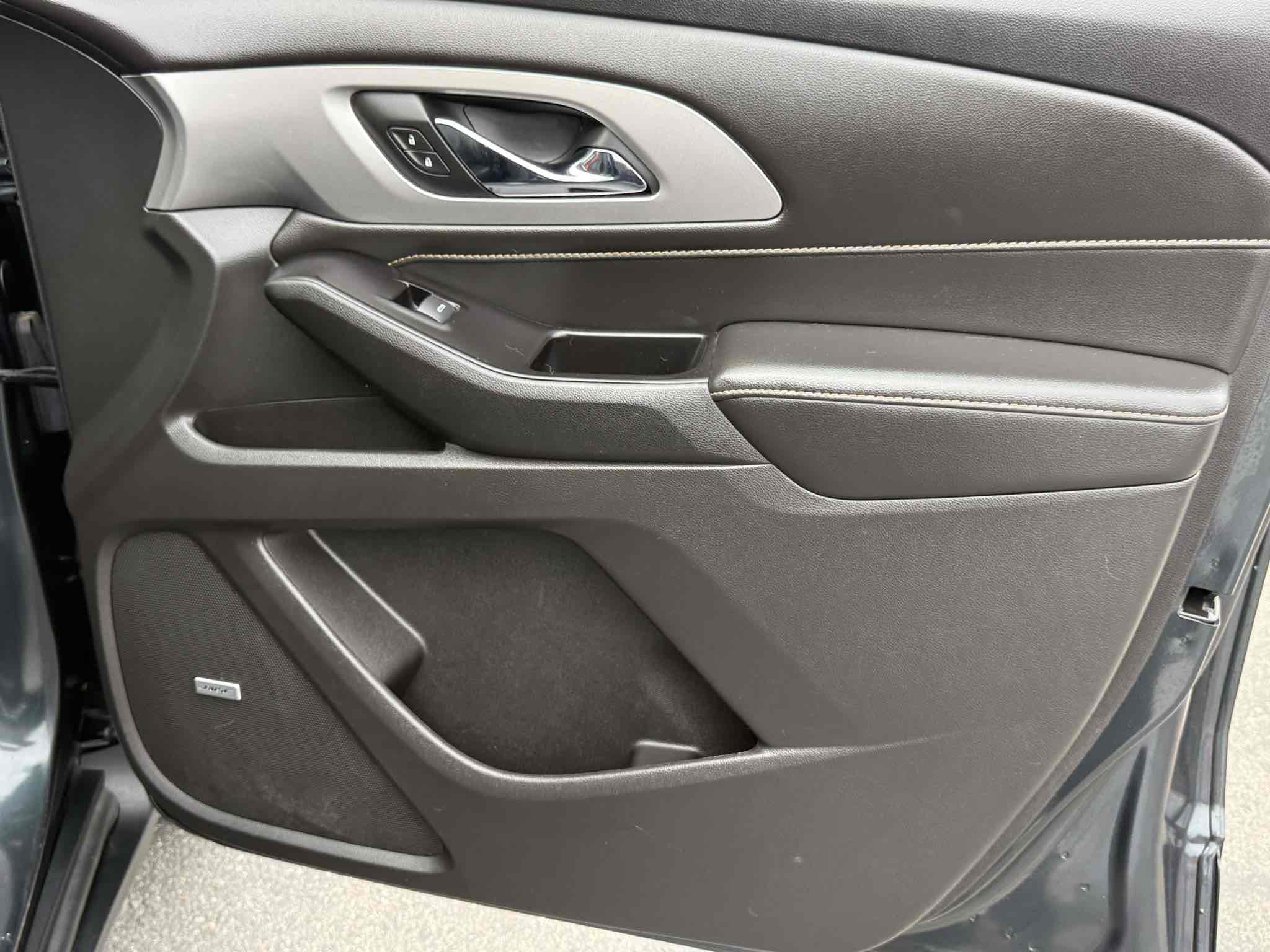 Used 2018 Chevrolet Traverse LT image 26