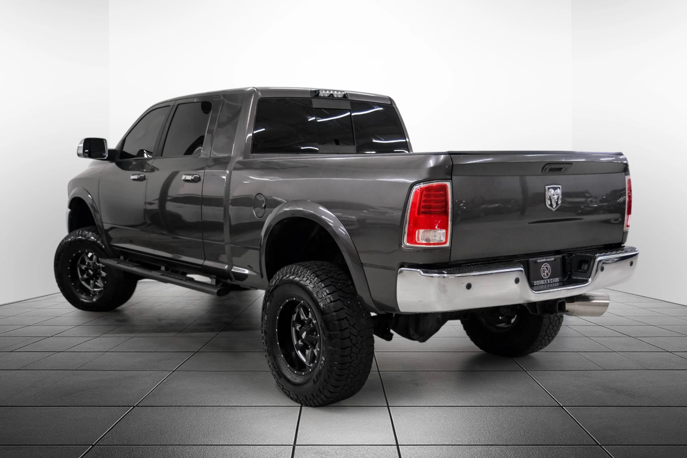 Used 2015 RAM 3500 Laramie w/ Cold Weather Group AWD/4WD image 10