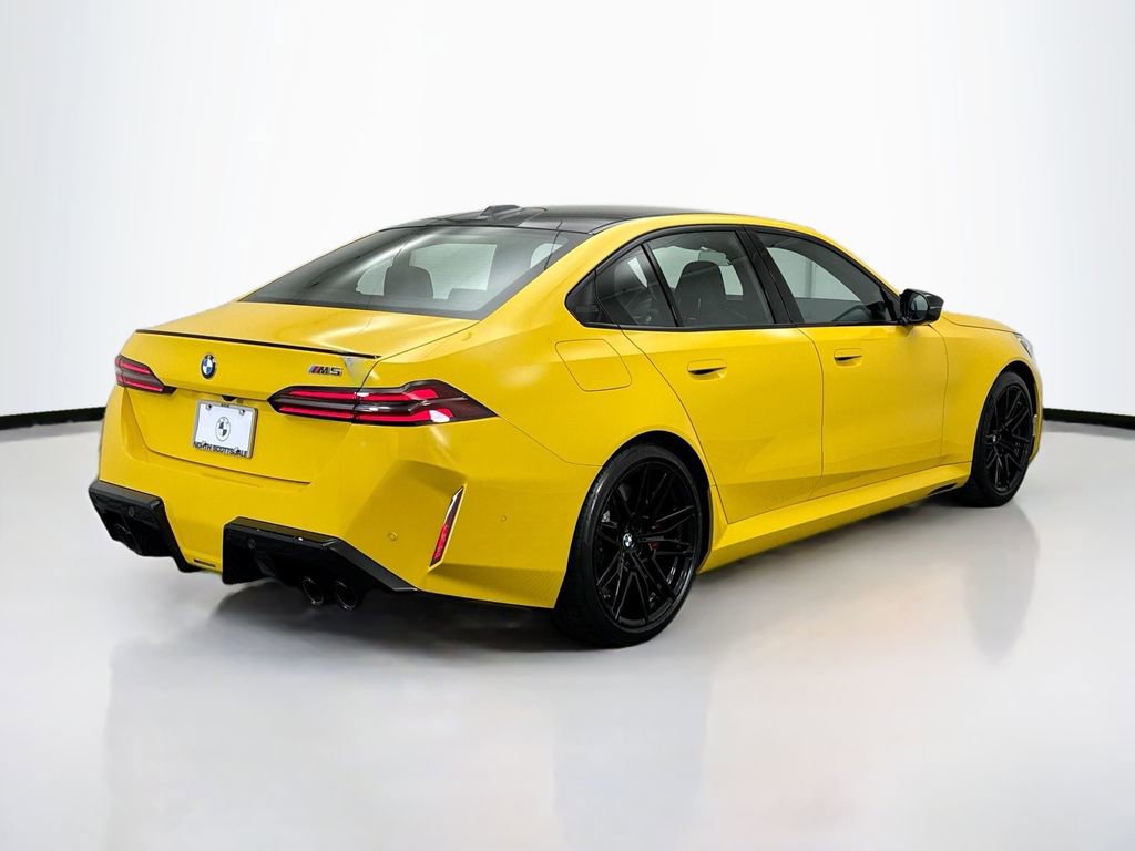 New 2026 BMW M5 w/ Executive Package image 5