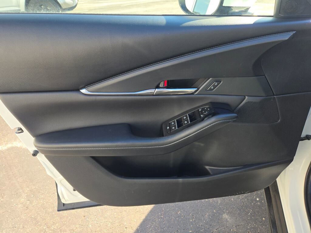 Used 2023 MAZDA CX-30 AWD 2.5 S w/ Preferred Package image 18