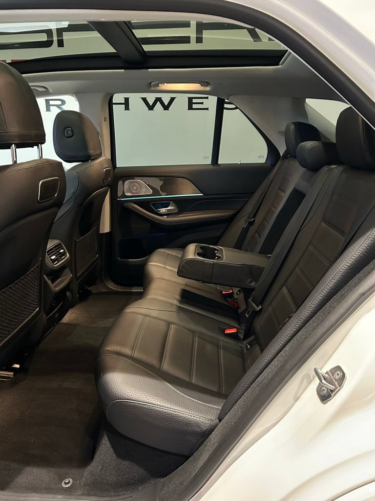 Used 2020 Mercedes-Benz GLE 580 4MATIC w/ MBUX Technology Package image 29