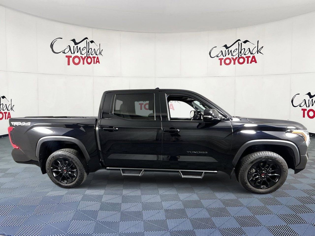 Used 2025 Toyota Tundra Limited w/ TRD Off-Road Package AWD/4WD image 8