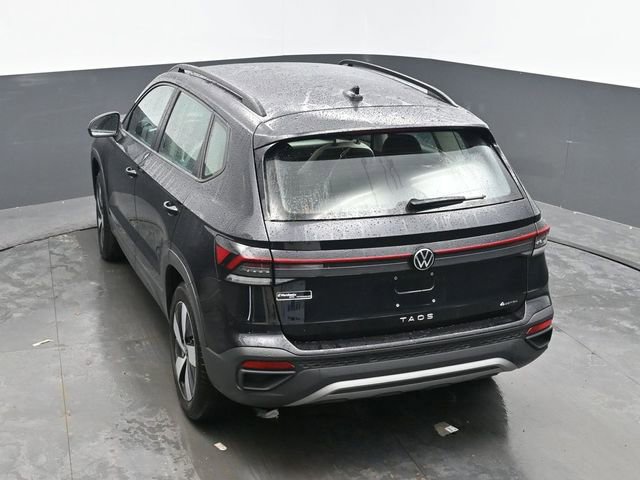 Used 2025 Volkswagen Taos S image 29