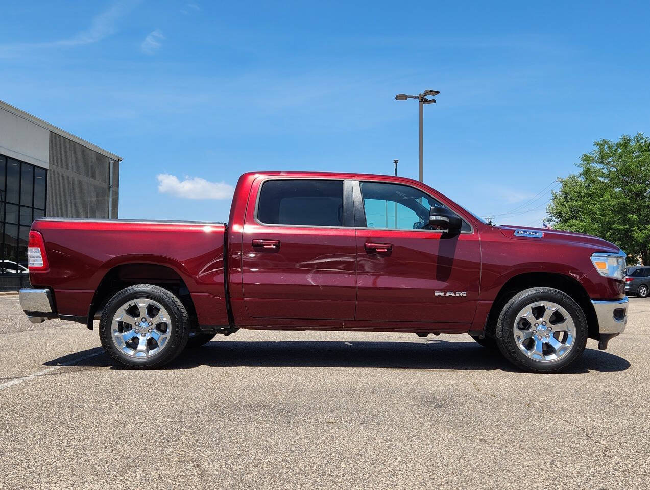 Used 2021 RAM 1500 Big Horn AWD/4WD image 3