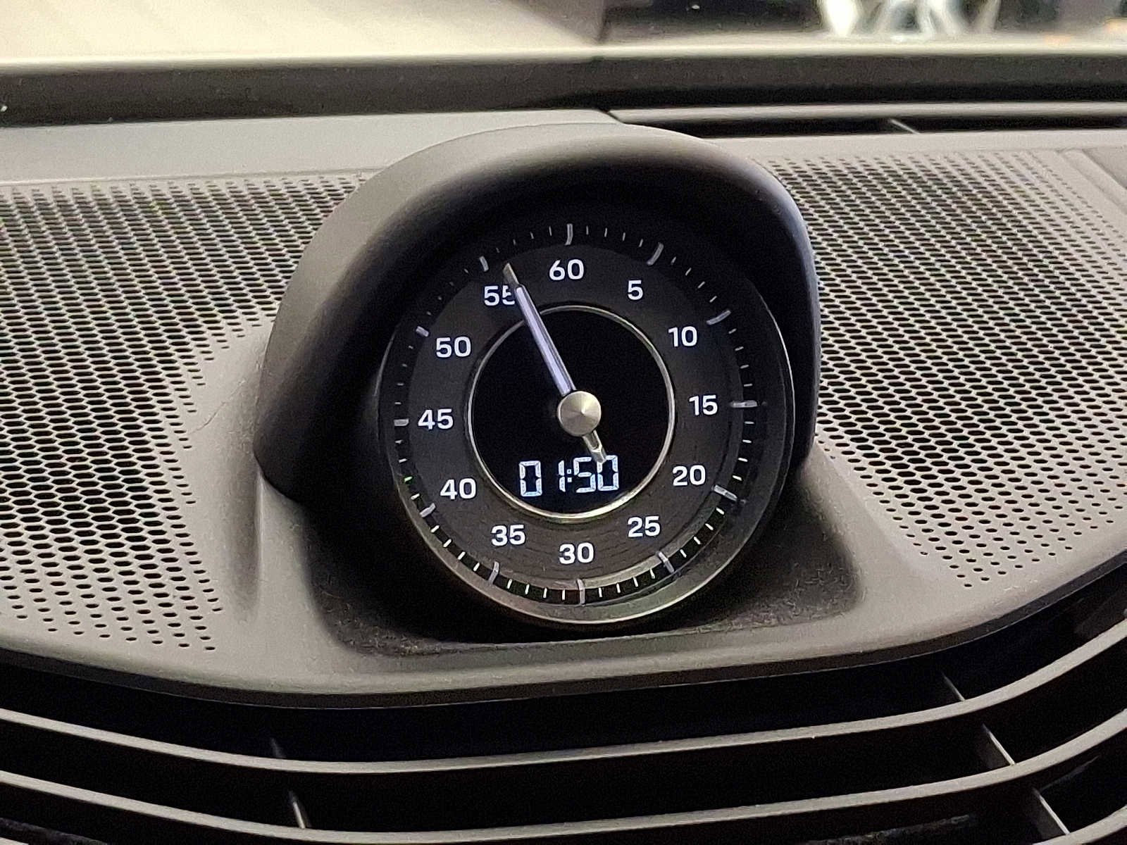 Used 2021 Porsche Taycan Turbo S image 27