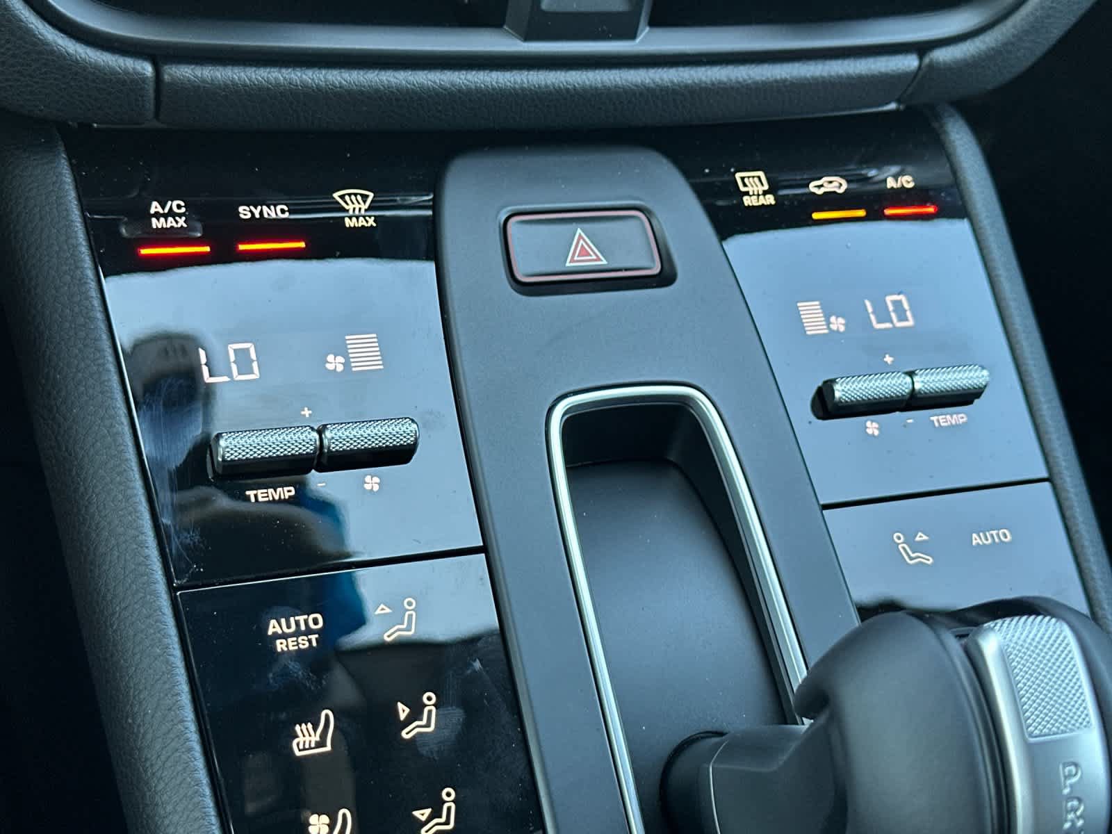 New 2026 Porsche Macan AWD/4WD image 24