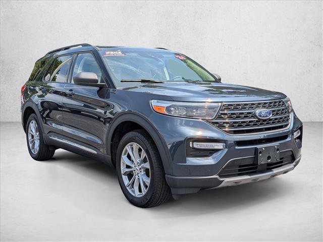 Used 2024 Ford Explorer XLT w/ Equipment Group 202A AWD/4WD video 3
