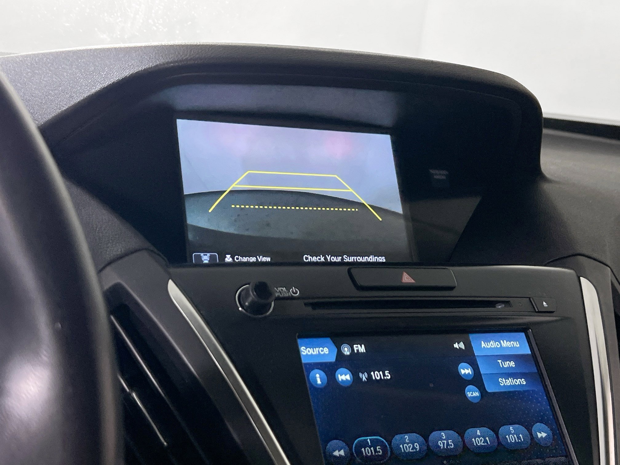 Used 2019 Acura MDX SH-AWD image 13