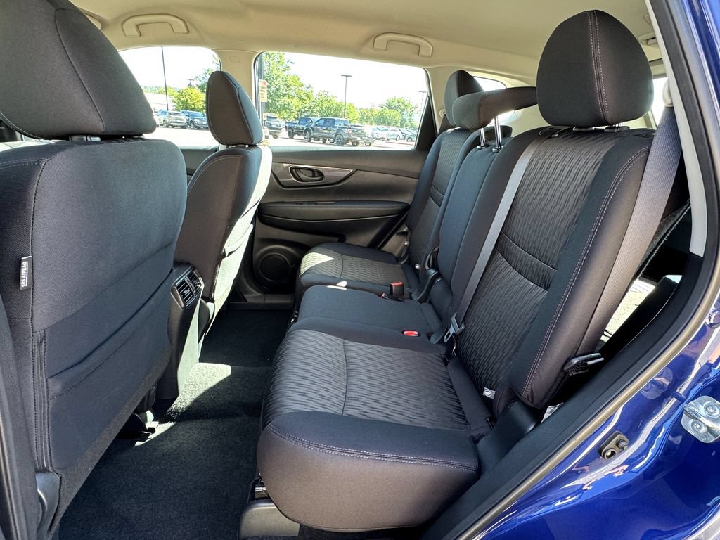 Used 2020 Nissan Rogue S AWD/4WD image 31