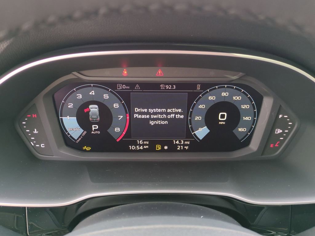 New 2025 Audi Q3 2.0T Premium image 11