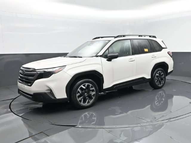 Used 2025 Subaru Forester Premium AWD/4WD image 2