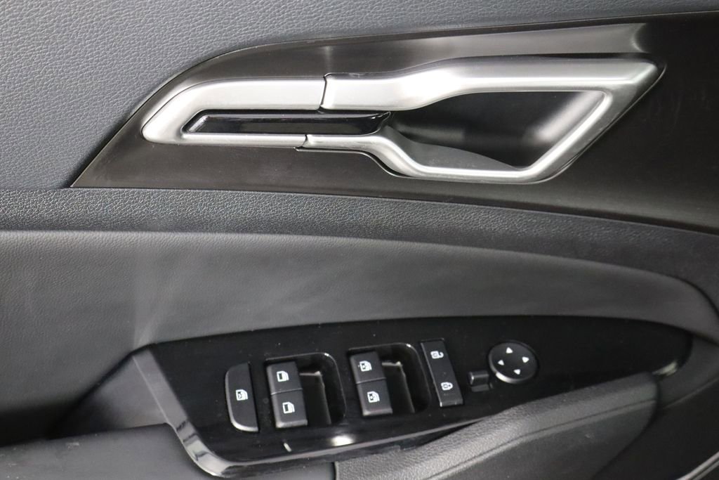 Used 2025 Kia Sportage EX image 22