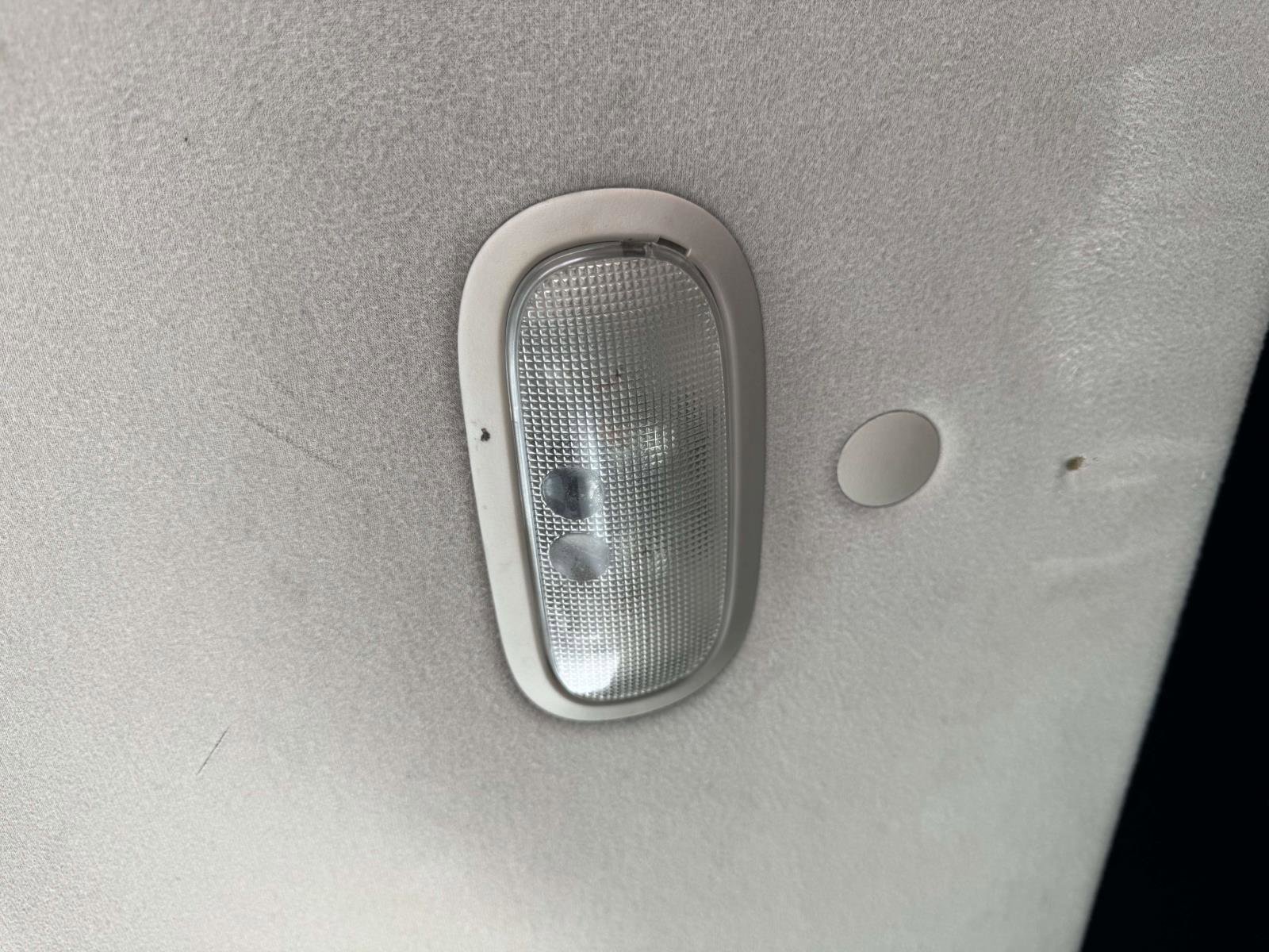 Used 2017 Chevrolet Express 2500 RWD image 30