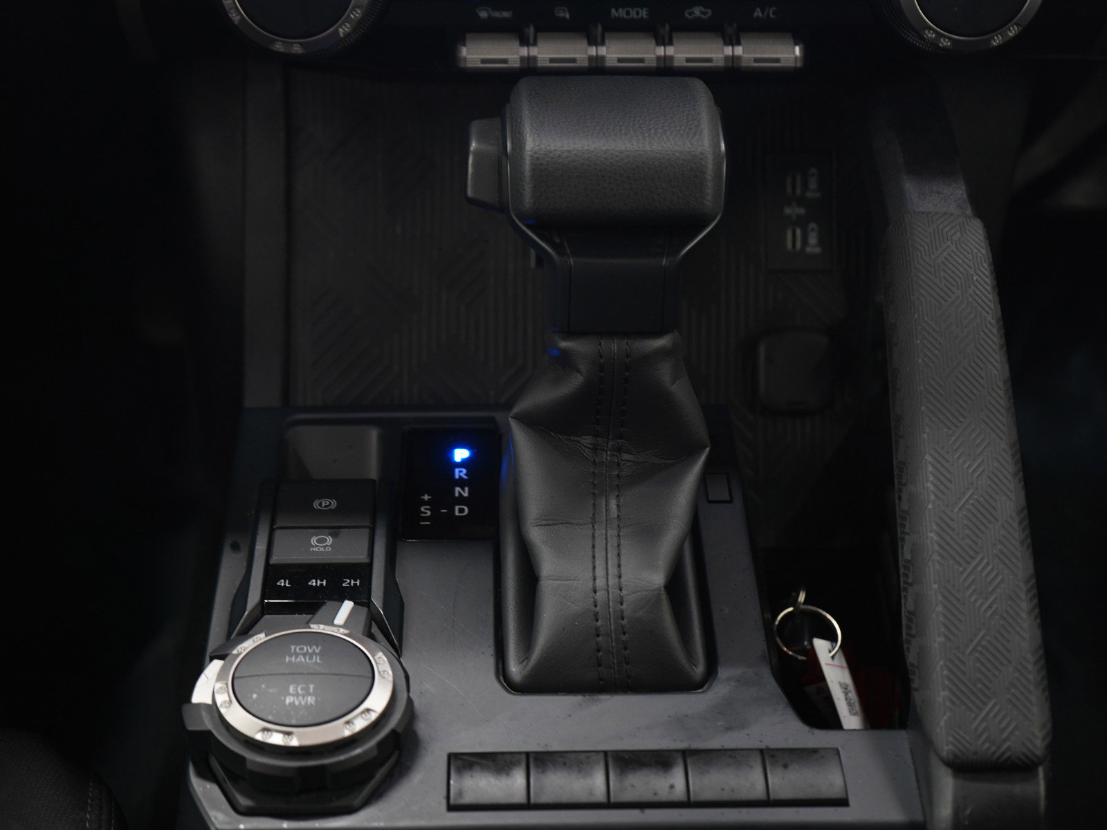 Used 2024 Toyota Tacoma SR5 image 21