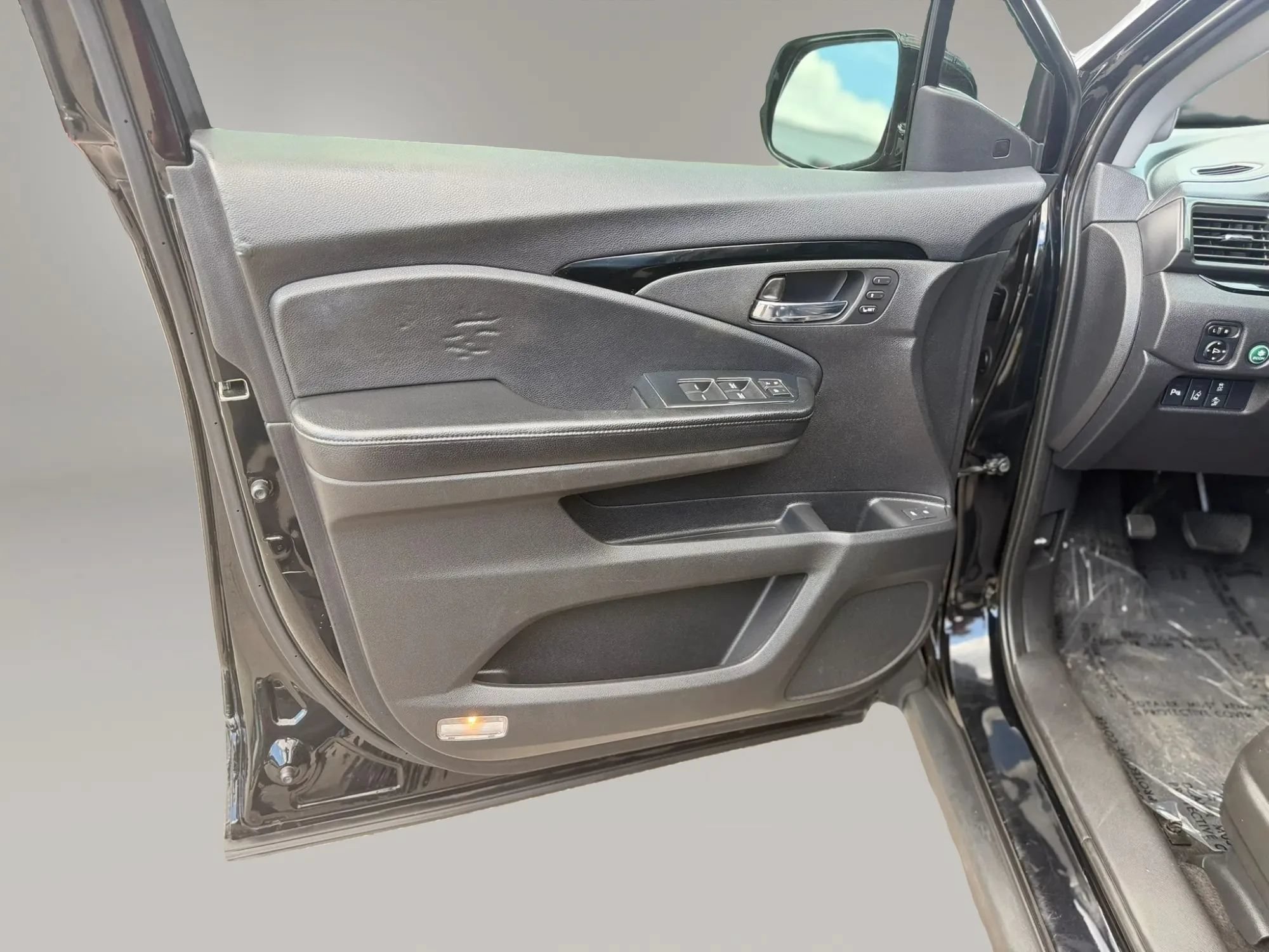 Used 2018 Honda Pilot Elite image 9