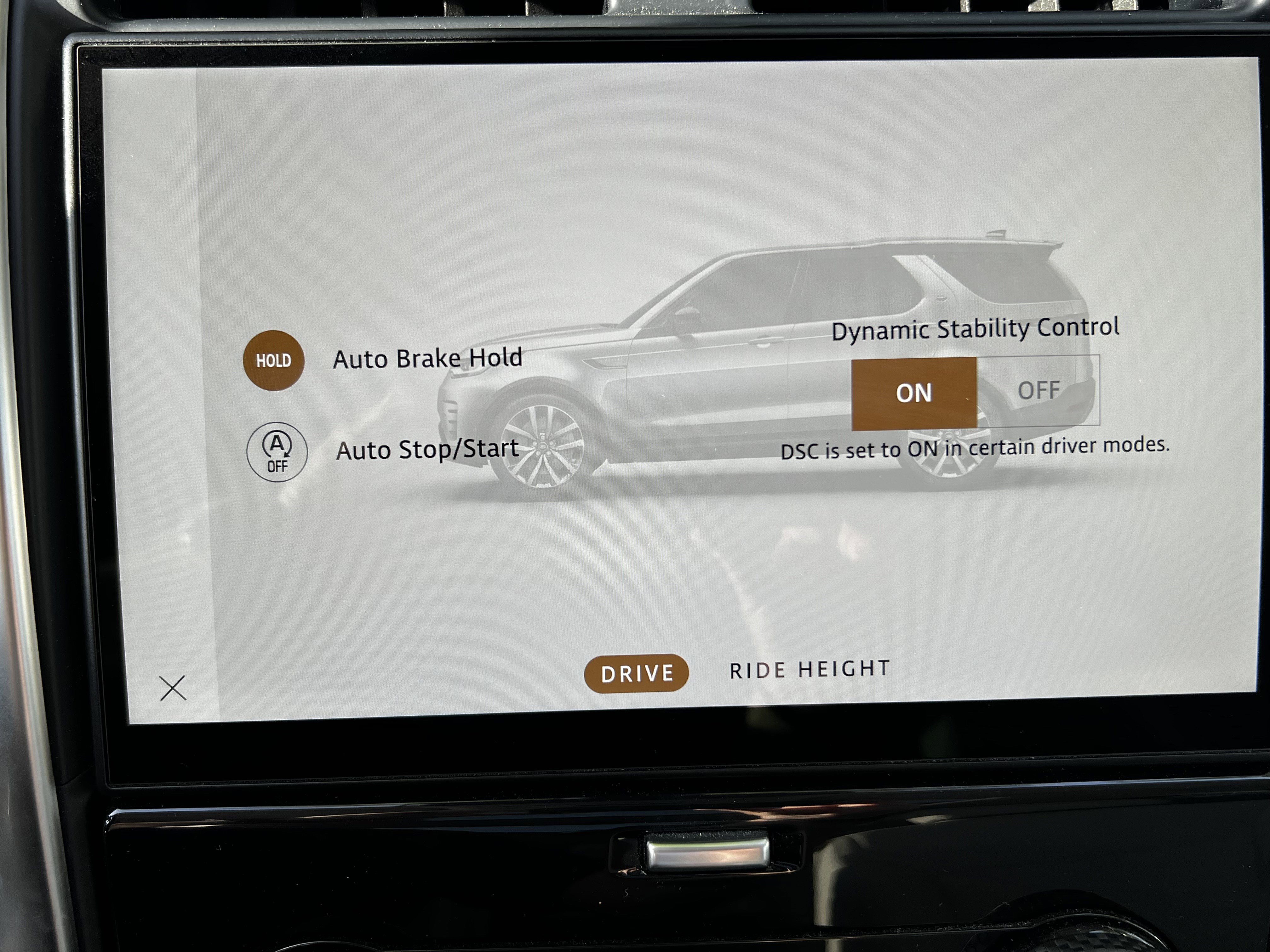 Used 2023 Land Rover Discovery S image 25