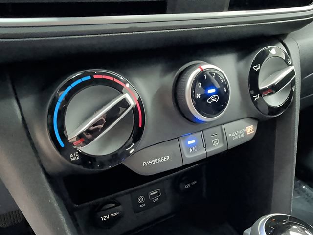 Used 2018 Hyundai Kona SEL FWD image 21