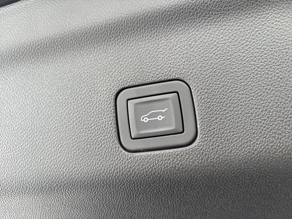 New 2026 GMC Yukon XL Denali w/ Sun & Power Step Package image 56