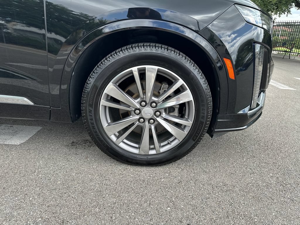 Used 2021 Cadillac XT6 Premium Luxury AWD/4WD image 14