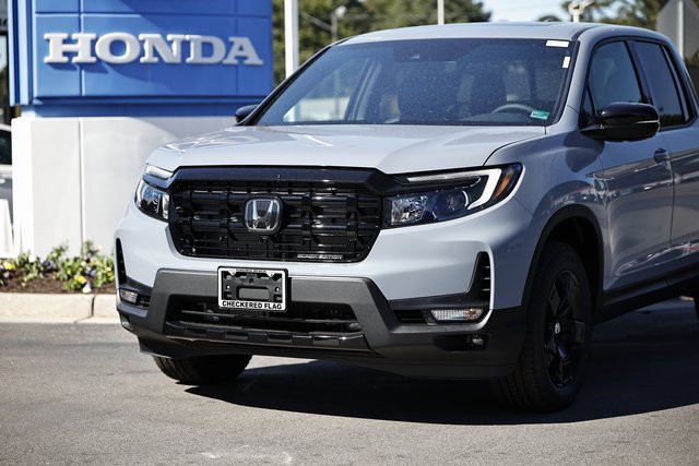 New 2026 Honda Ridgeline Black Edition image 2