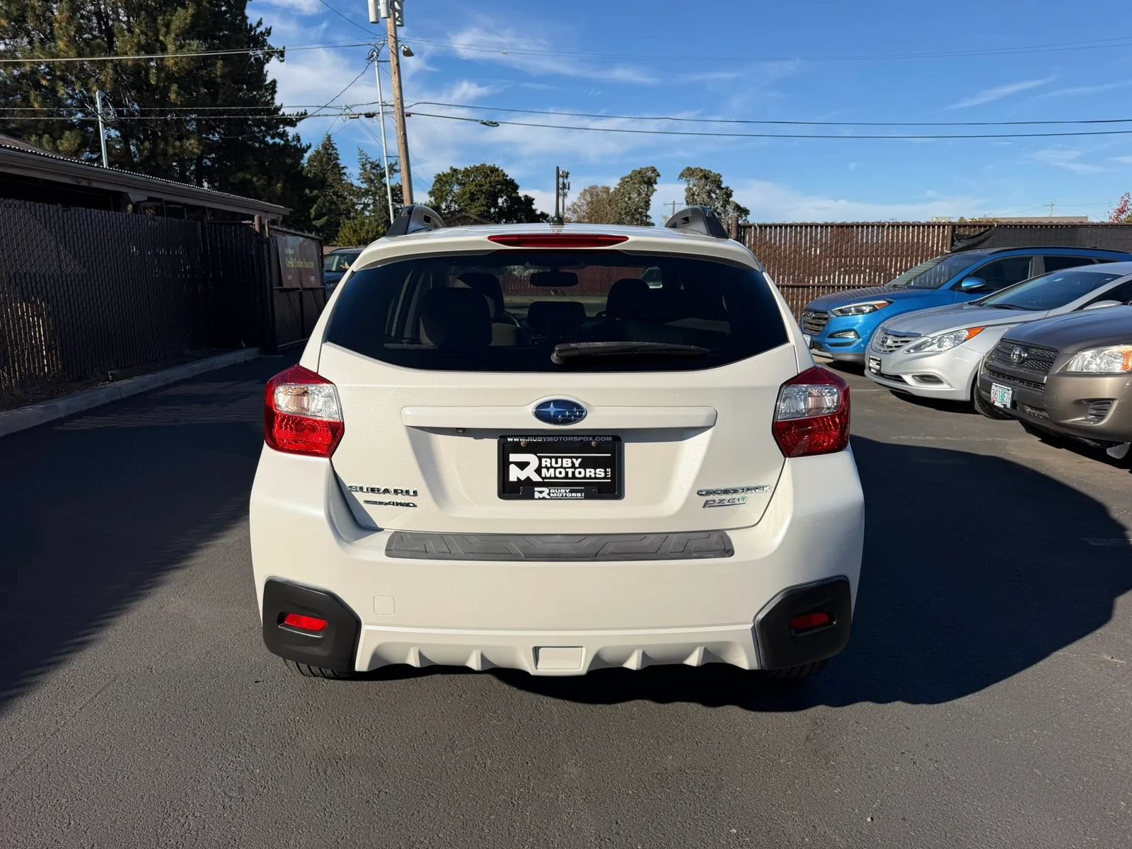 Used 2016 Subaru Crosstrek 2.0i Premium w/ Moonroof Package AWD/4WD image 5