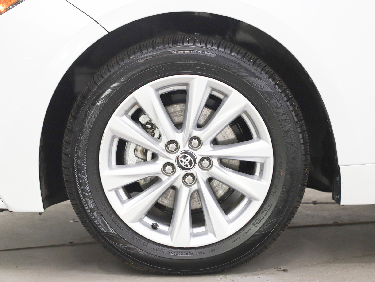Used 2026 Toyota Corolla LE w/ LE Premium Package FWD image 28