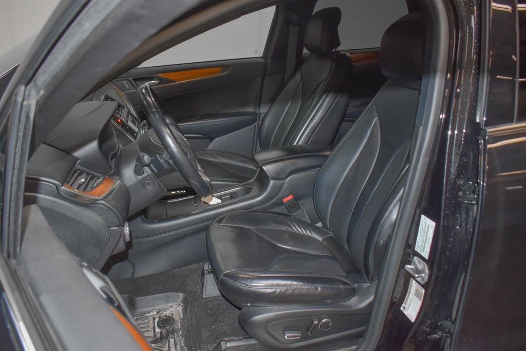 Used 2019 Lincoln MKC Select w/ Select Plus Package image 19