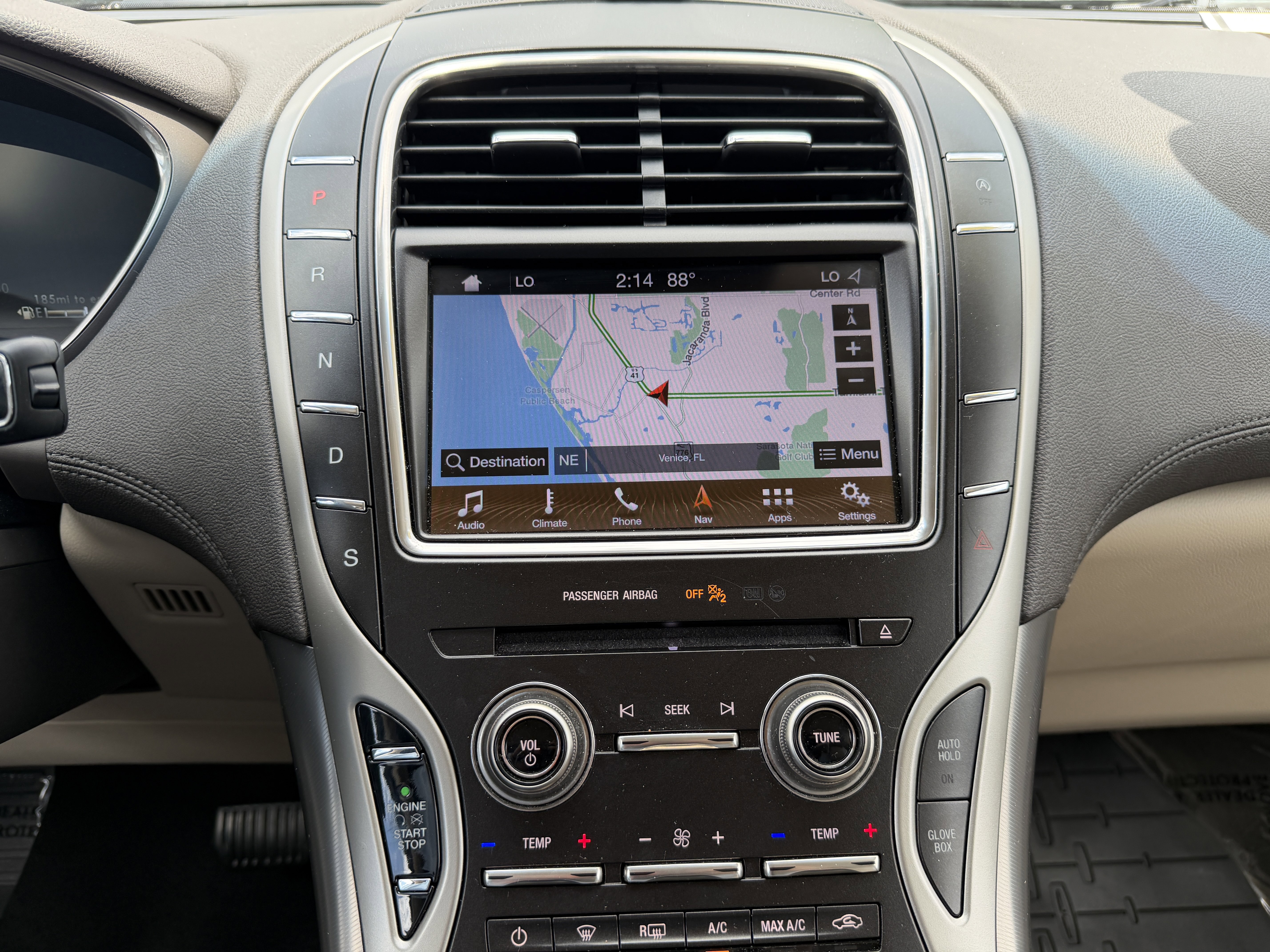 Used 2019 Lincoln Nautilus Select image 19