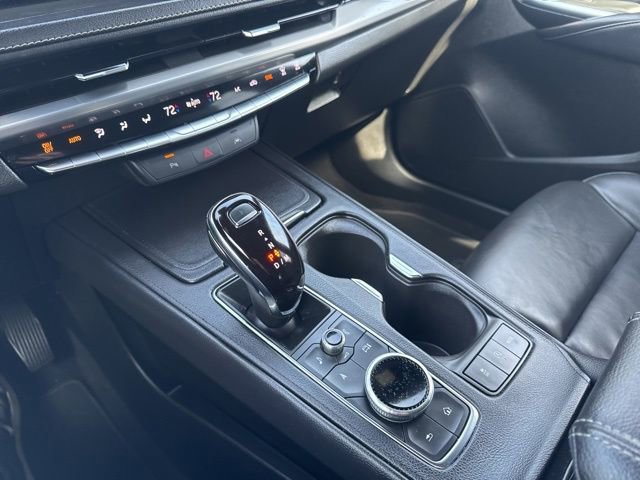 Used 2024 Cadillac XT4 Premium Luxury image 18