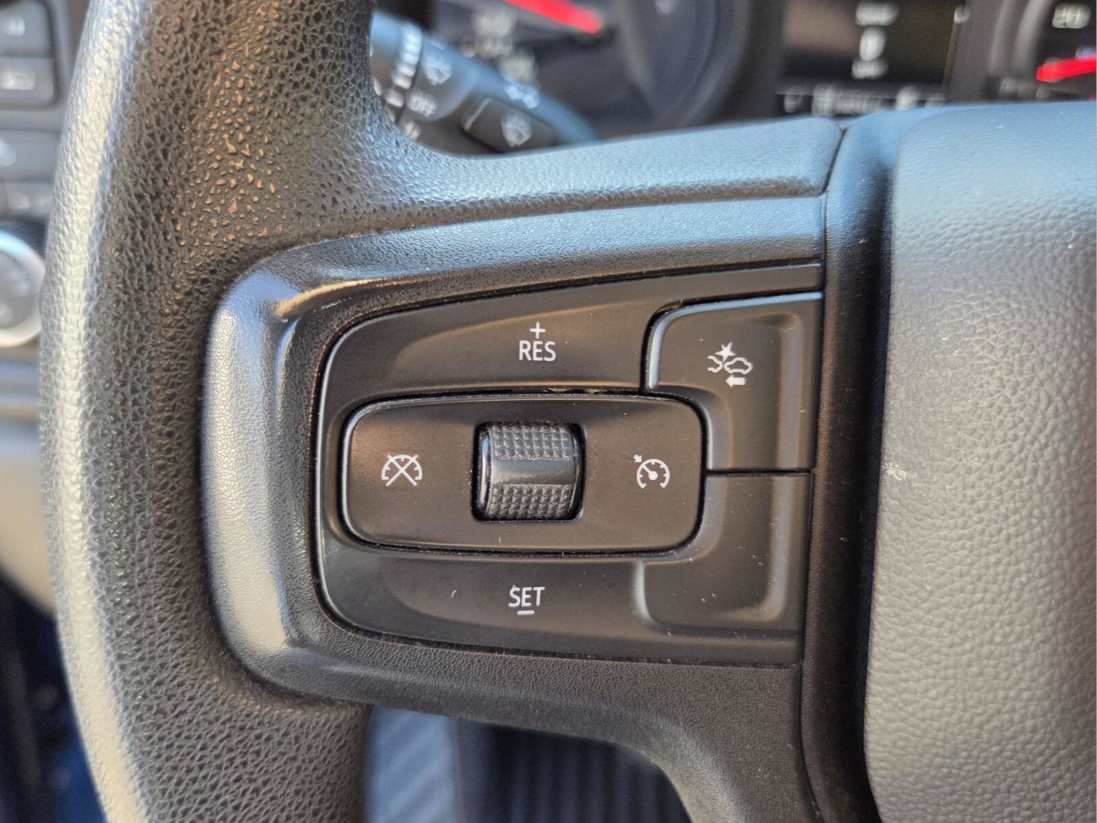 Used 2022 Chevrolet Silverado 1500 Custom AWD/4WD image 28