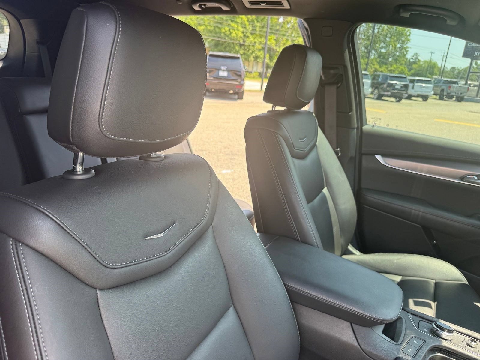Certified 2024 Cadillac XT6 Luxury FWD image 22