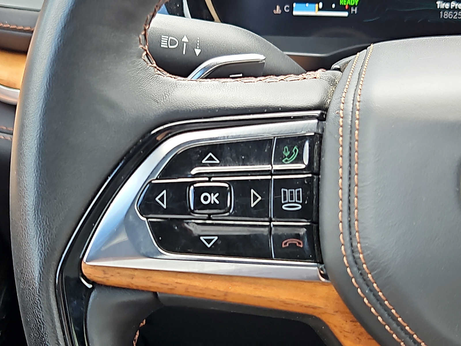 Used 2022 Jeep Grand Cherokee Summit AWD/4WD image 22