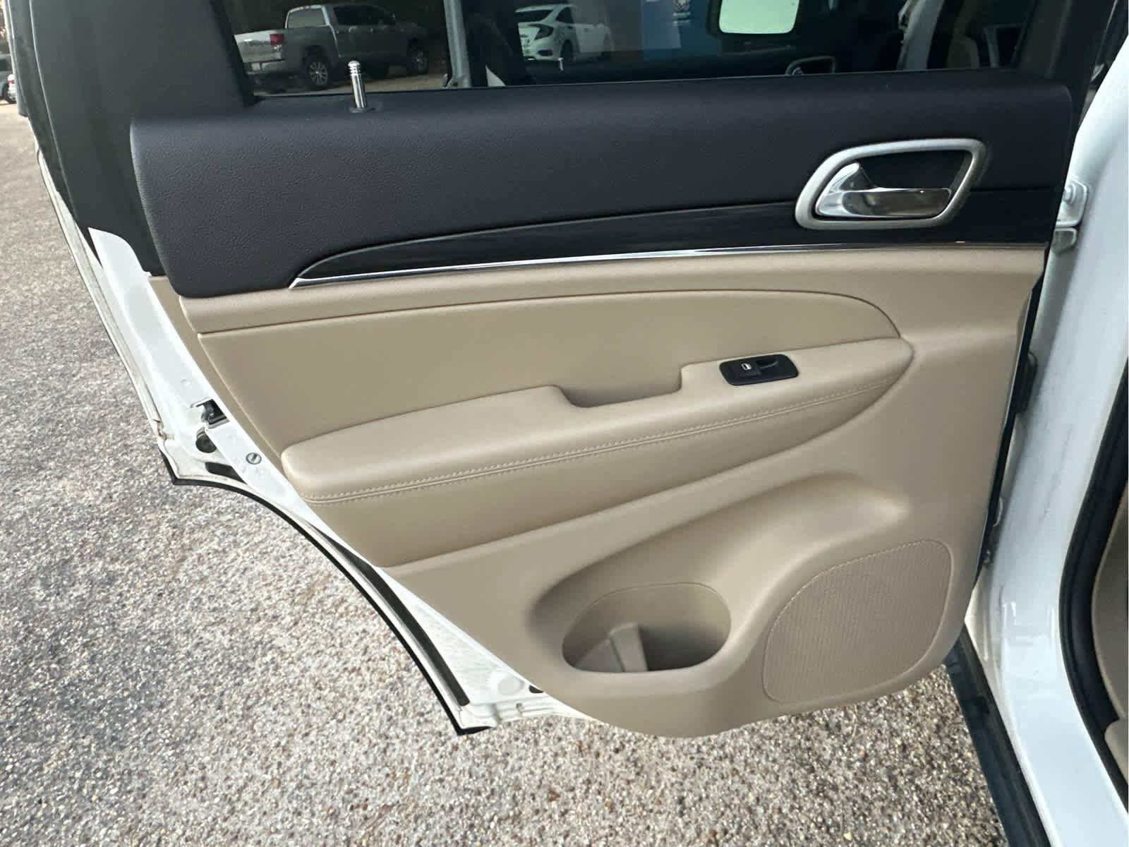 Used 2019 Jeep Grand Cherokee Limited w/ Trailer Tow Group IV image 39