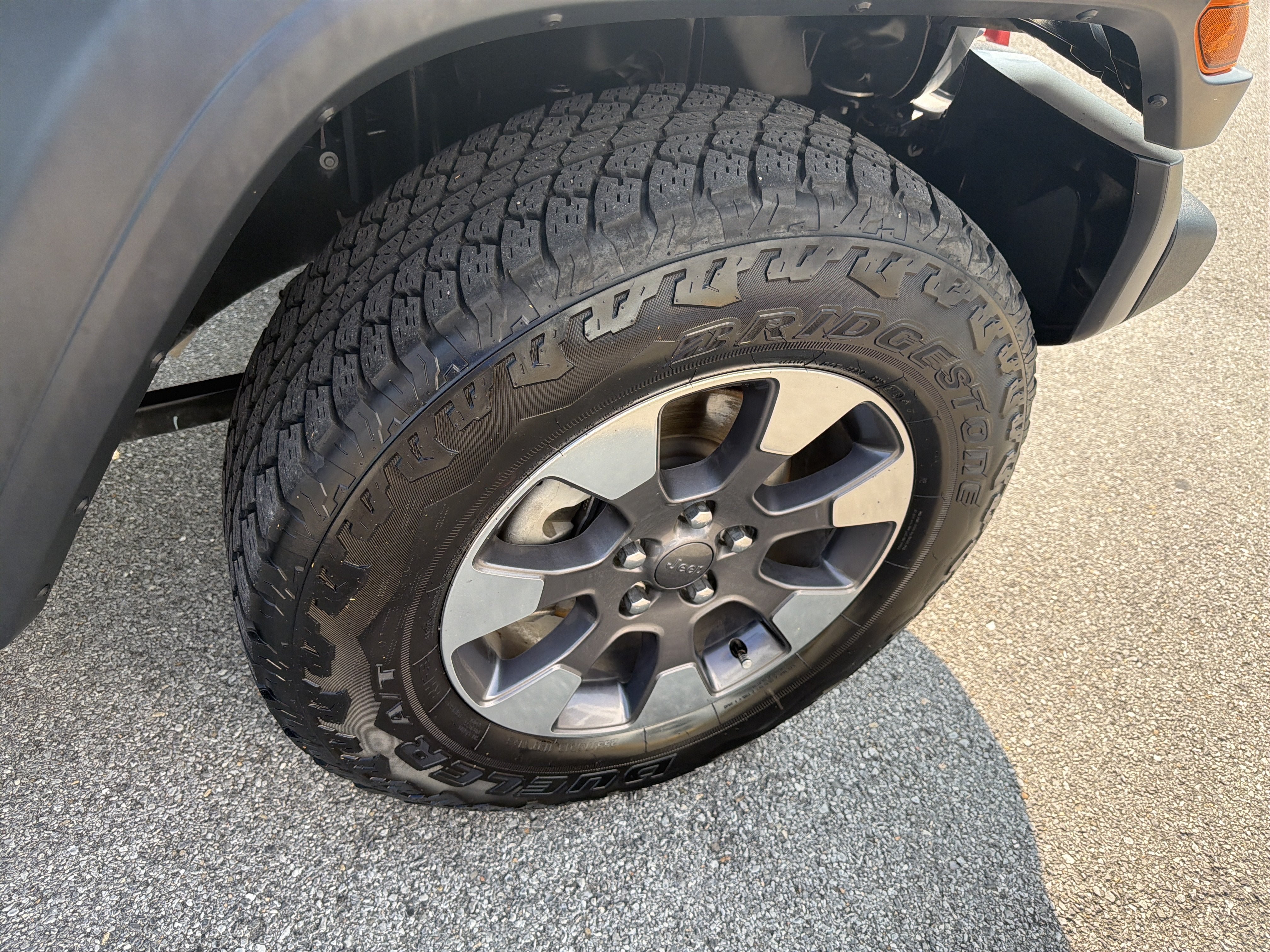Used 2018 Jeep Wrangler Unlimited Sport S AWD/4WD image 34