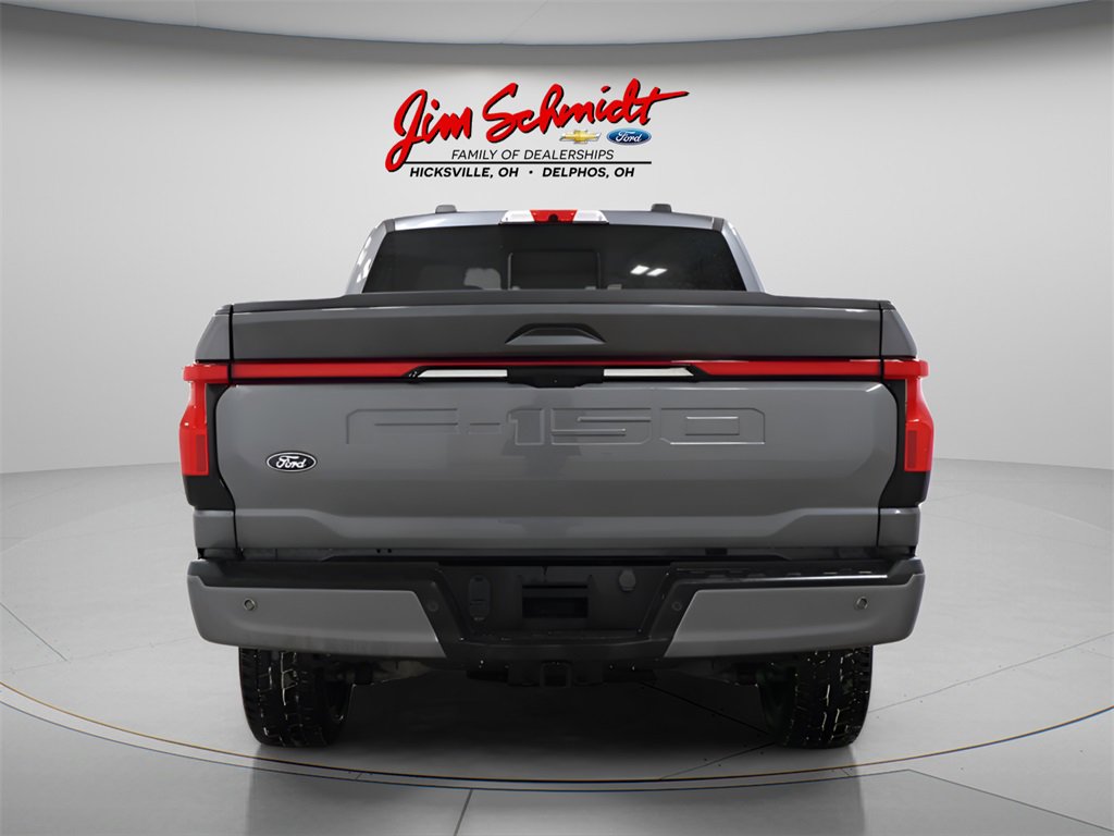 Used 2024 Ford F150 Lightning Platinum image 5