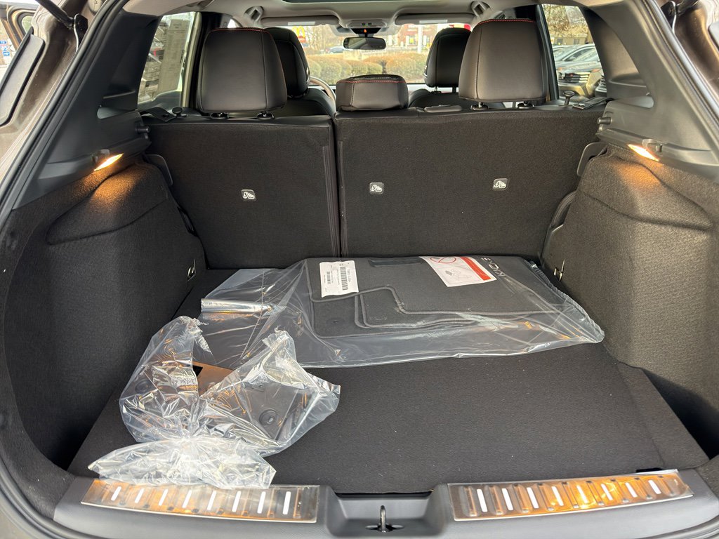 New 2026 Nissan Kicks SR w/ SR Premium Package image 33