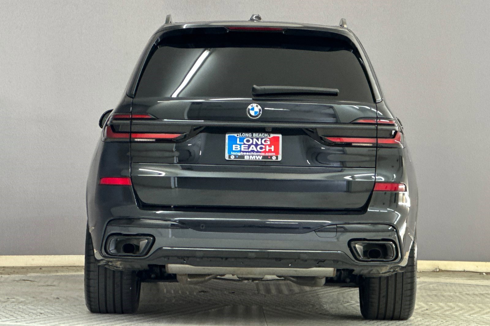 Certified 2025 BMW X7 xDrive40i w/ M Sport Package image 9