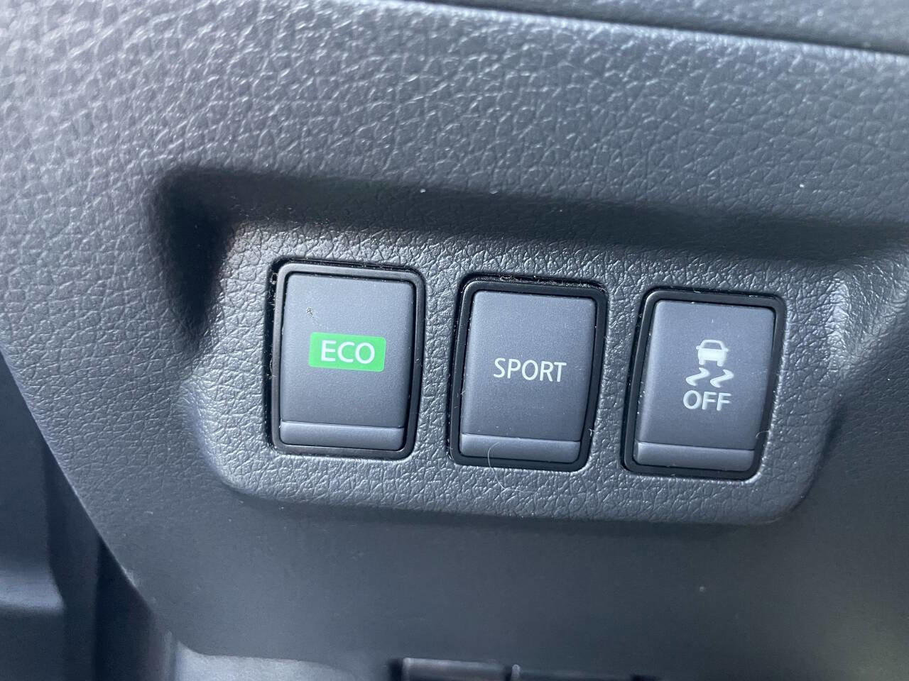 Used 2017 Nissan Sentra S image 17