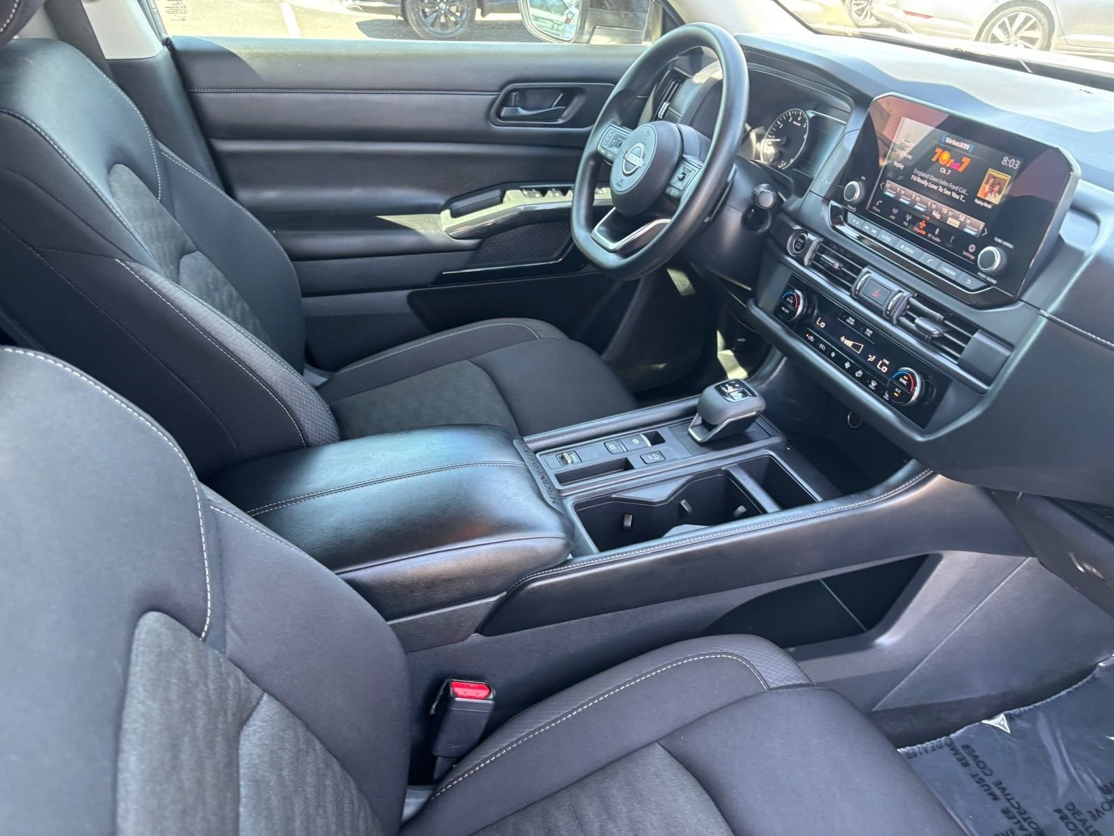 Used 2023 Nissan Pathfinder S image 13