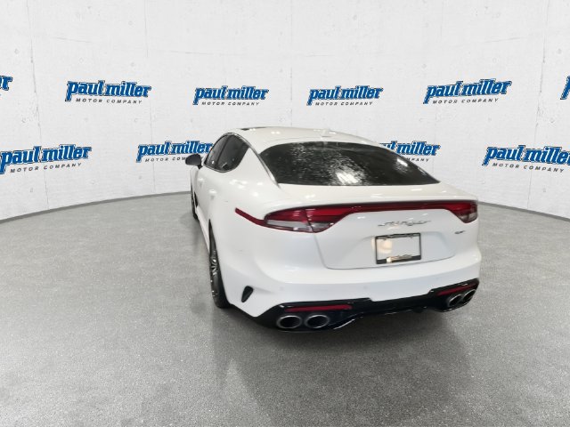 Used 2022 Kia Stinger GT2 w/ Red Interior Color Package RWD image 9