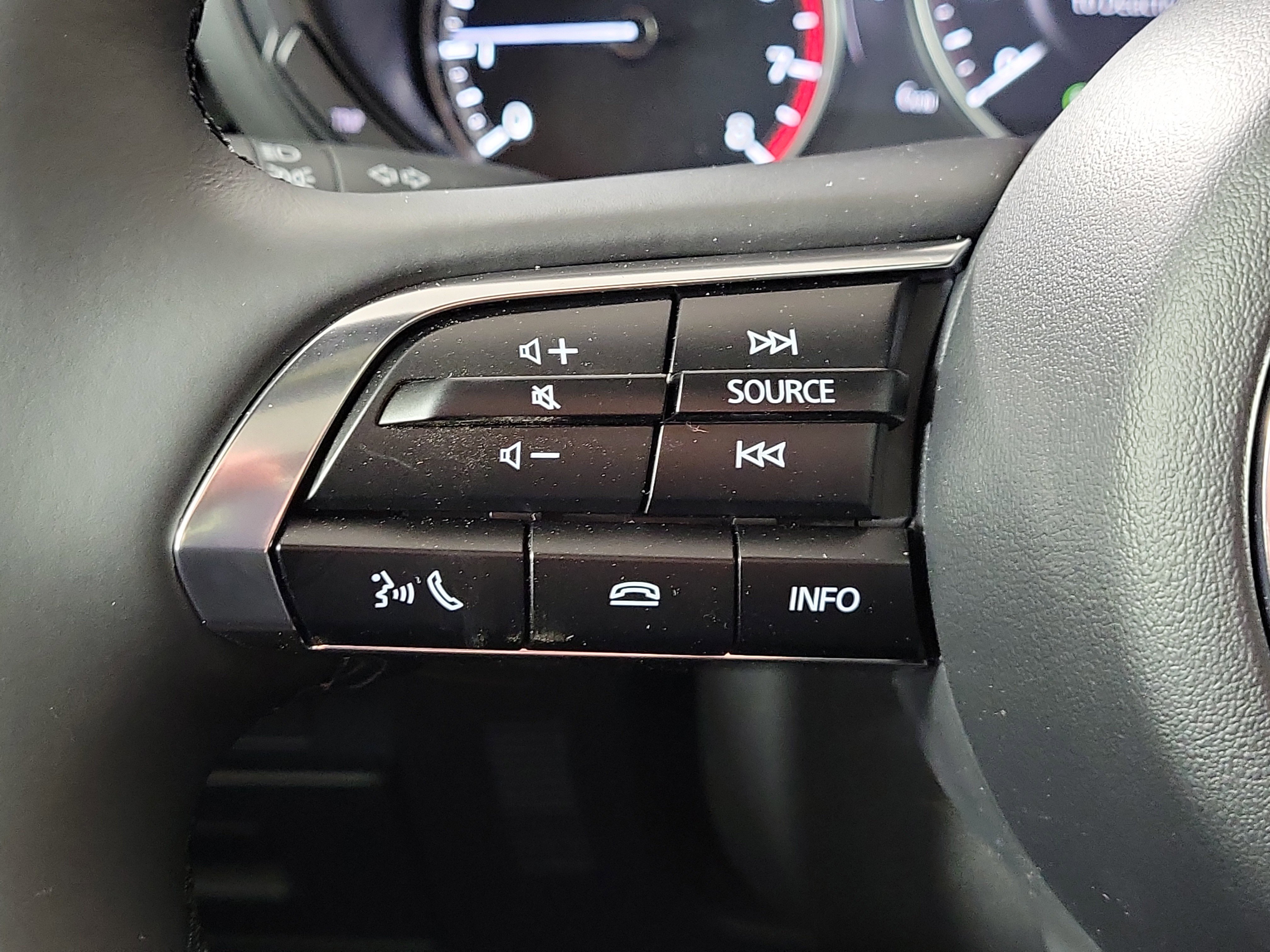 New 2026 MAZDA MAZDA3 Hatchback w/Premium Plus Pkg image 15