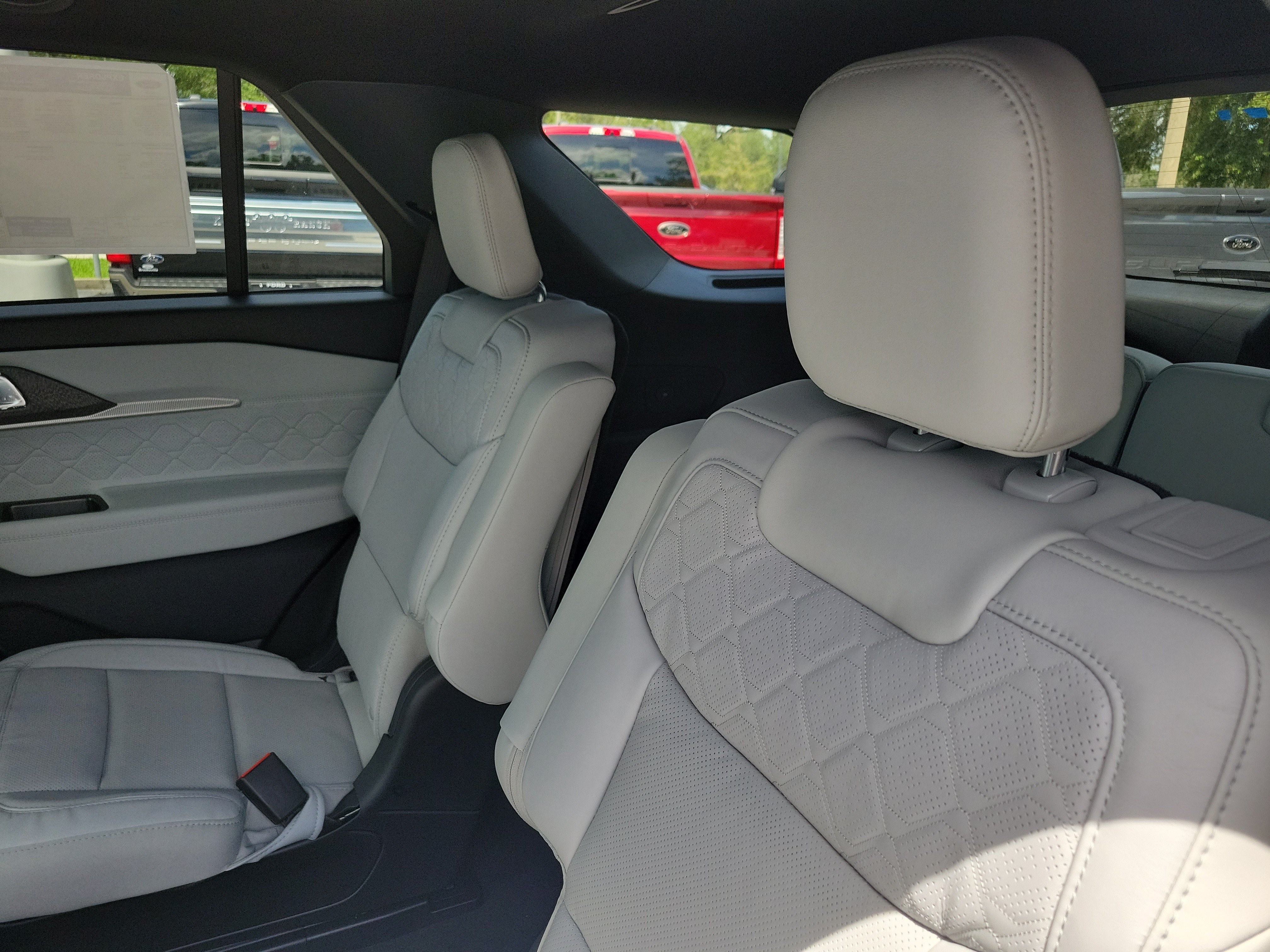 New 2027 Ford Explorer Platinum w/ 3.0L Ultimate Package RWD image 18