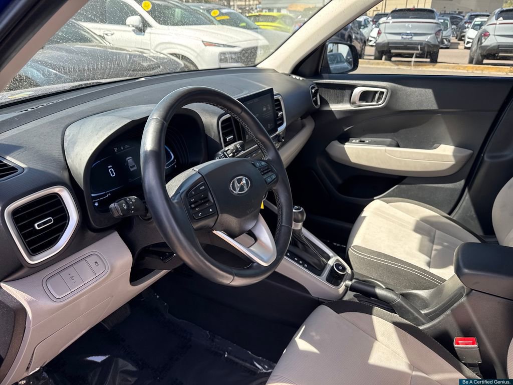 Certified 2023 Hyundai Venue SEL image 26