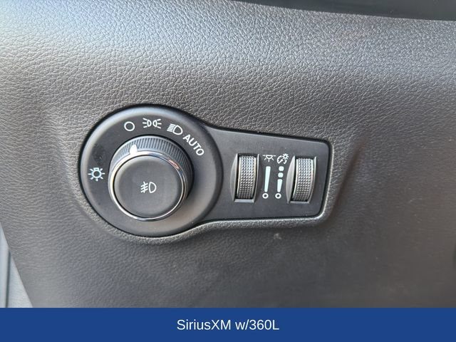 Used 2022 Jeep Compass Trailhawk w/ Trailhawk Elite Group AWD/4WD image 13