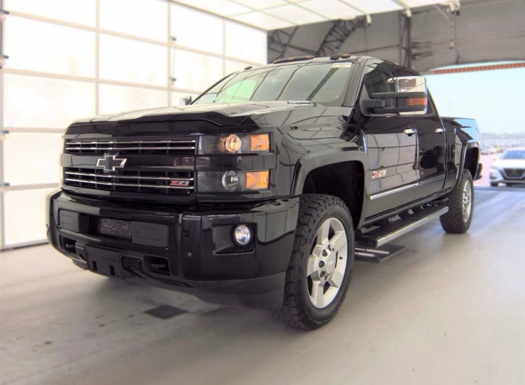 Used 2016 Chevrolet Silverado 2500 LTZ w/ Duramax Plus Package AWD/4WD image 2