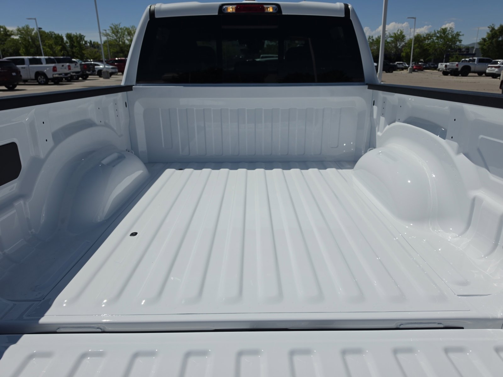New 2026 RAM 1500 Express AWD/4WD image 11