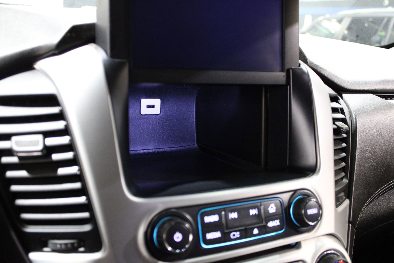 Used 2019 GMC Yukon SLT image 34